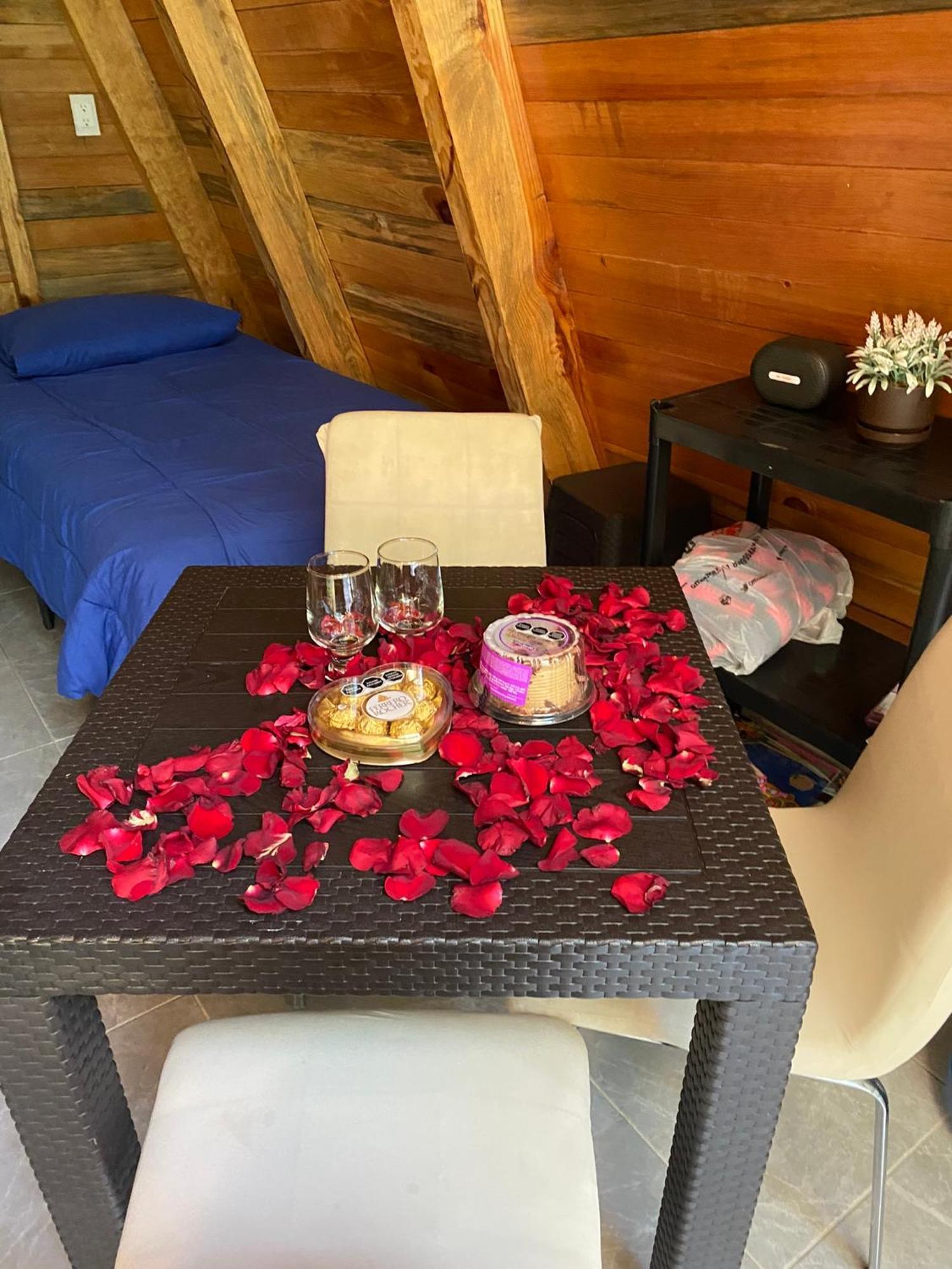 Cabanas Alpina, Romantica Y Acogedora A 10 Minutos Del Centro Tepoztlán Zewnętrze zdjęcie